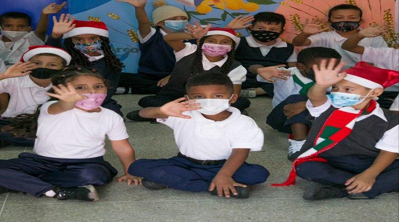 Reinauguran Unidad Educativa Vista Hermosa en Caracas
