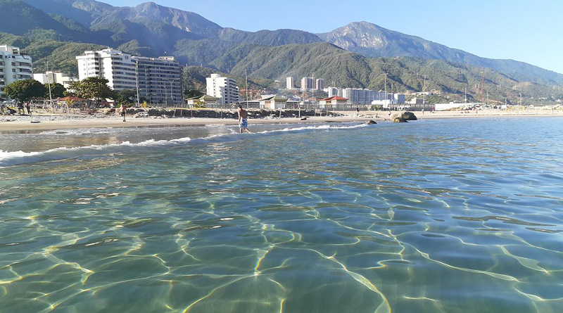 Más de 60 playas activas para temporadistas de La Guaira