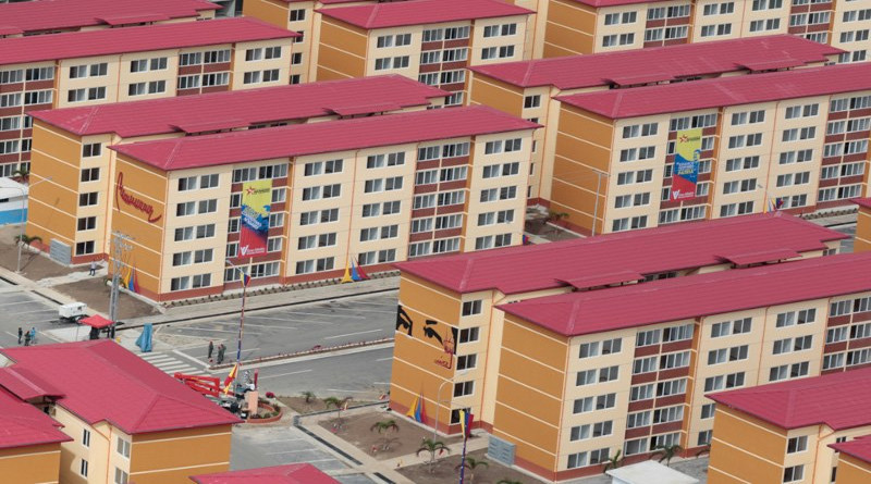 Presidente Nicolás Maduro resalta logro de la Gran Misión Vivienda Venezuela