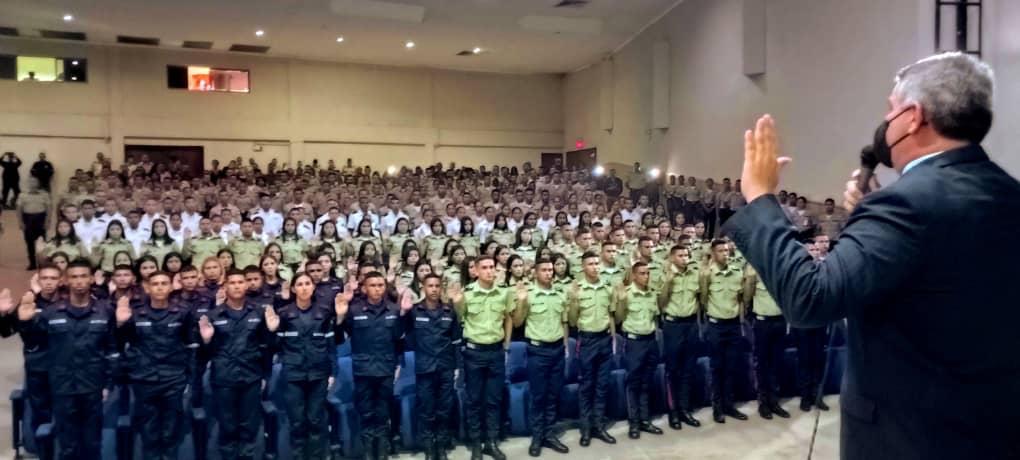 Zulia: Incorporan más de 80 funcionarios policiales municipales en Mara y Guajira