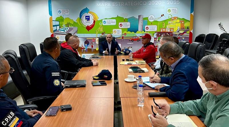 Autoridades debaten sobre Reforma a Ley de Tránsito Terrestre