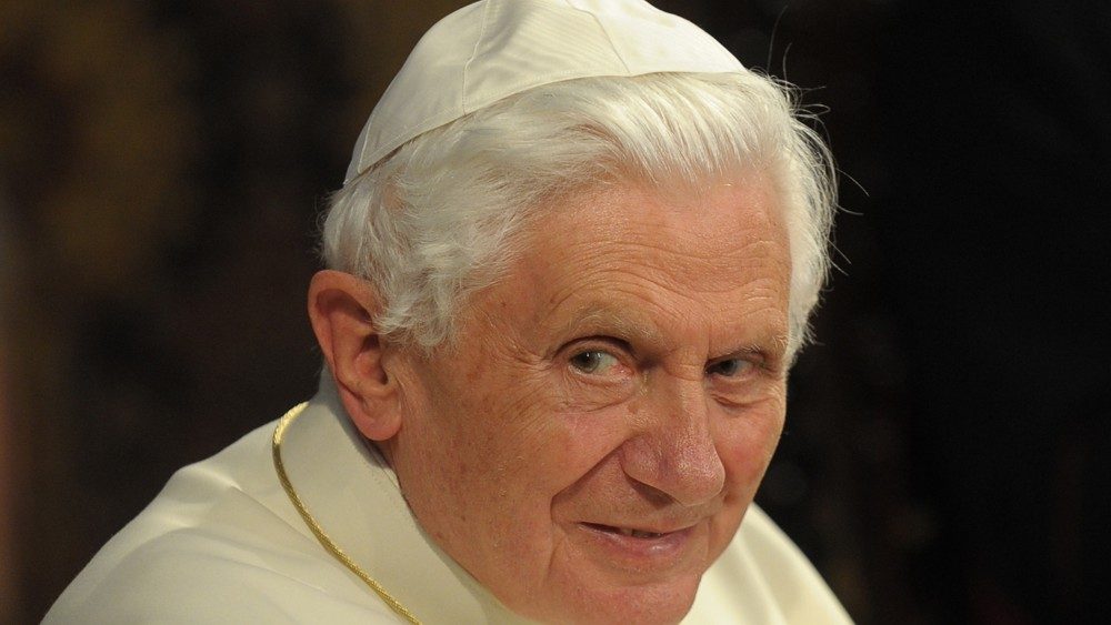 El Vaticano confirmó muerte de Benedicto XVI