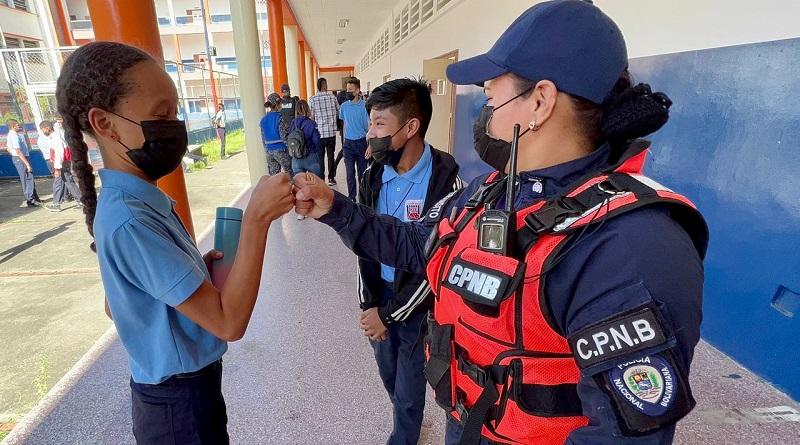 Órganos de Seguridad Ciudadana se despliegan en centros educativos para el regreso a clases
