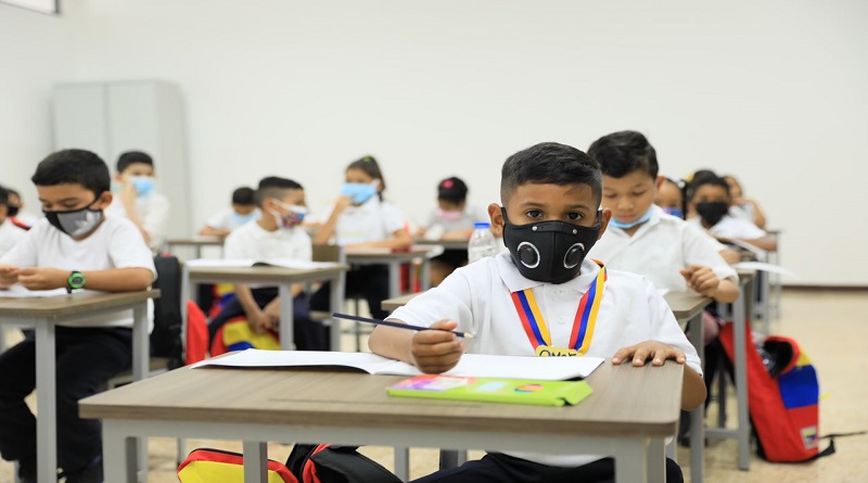 Presidente Nicolás Maduro saluda reinicio de las actividades escolares y laborales
