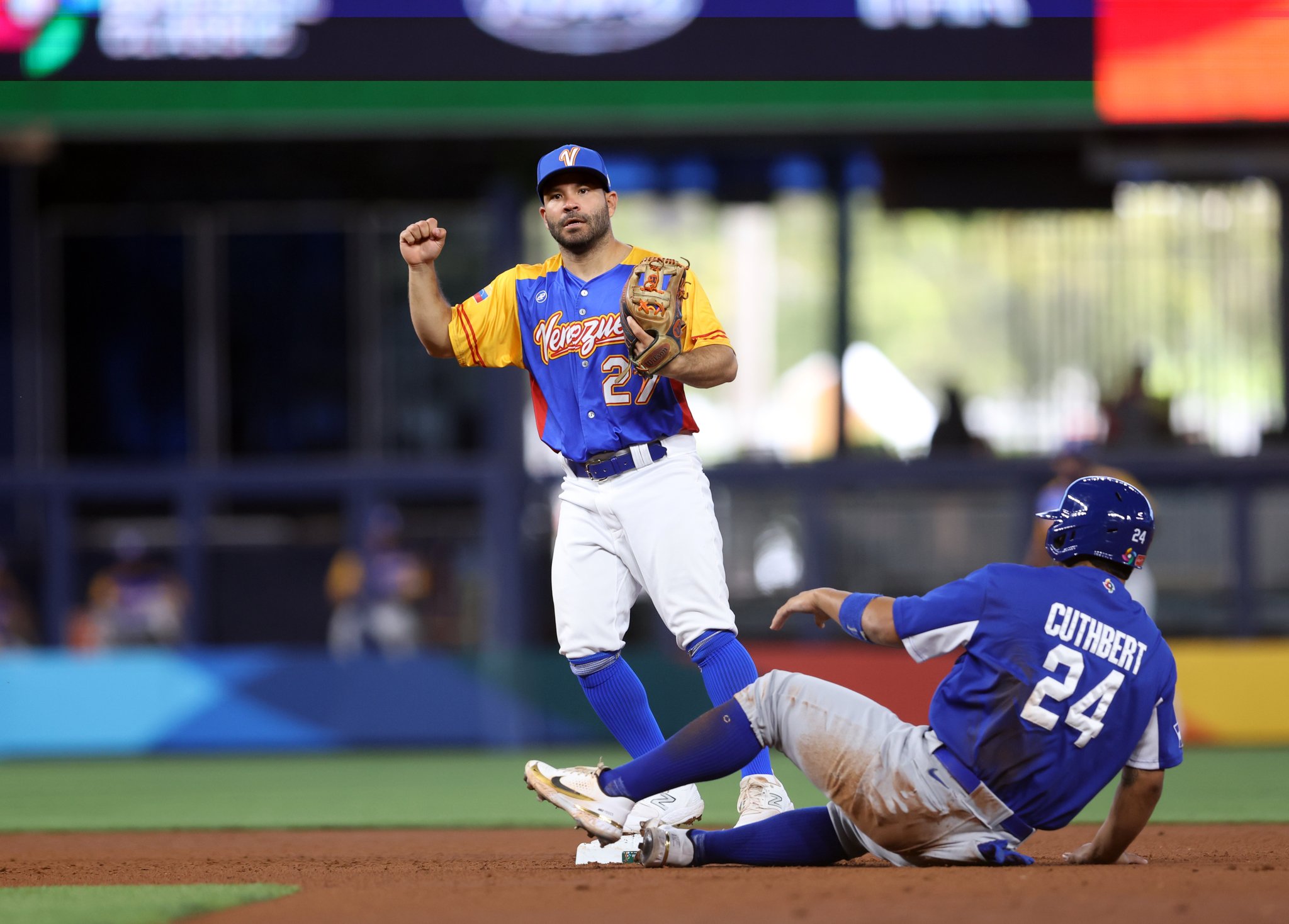Venezuela avanza a cuartos de final en el Clásico Mundial de Béisbol 2023