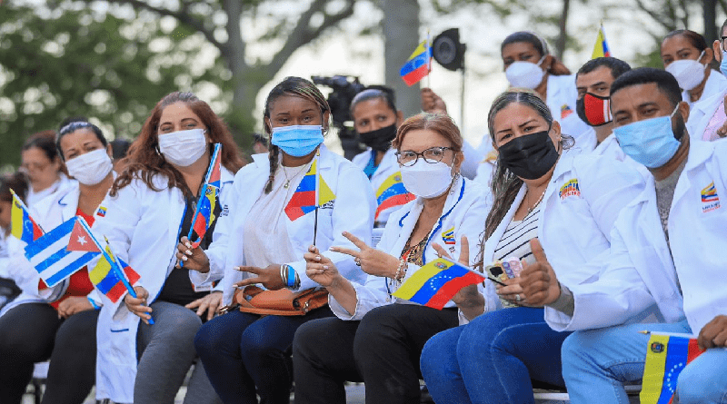 Presidente Maduro destaca expresión humanista de la Misión Barrio Adentro