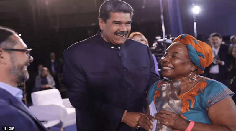 Presidente Nicolás Maduro entrega Premio Nacional de Cultura 2021-2022