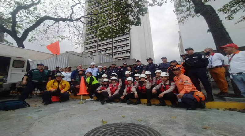 Cantv desarrolla simulacro antiincendios en su sede ubicada en Caracas
