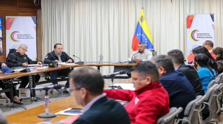 Revisan propuestas para alcanzar 100 % de solicitudes atendidas con sistema 1×10