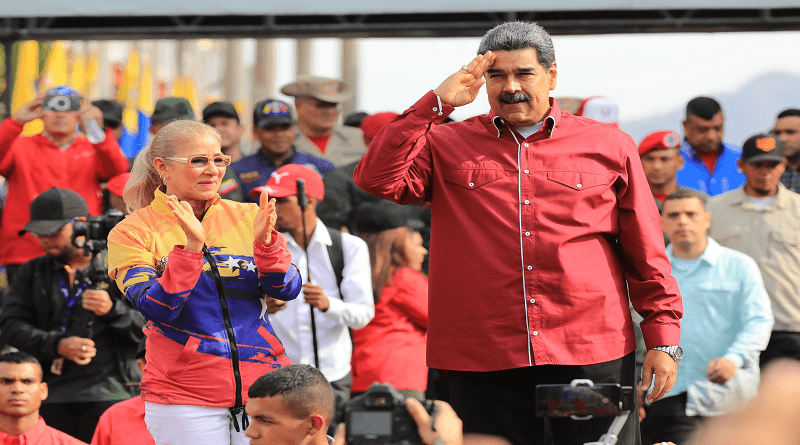 Jefe de Estado exhorta a gobernadores apoyar a comunidades con las Bricomiles