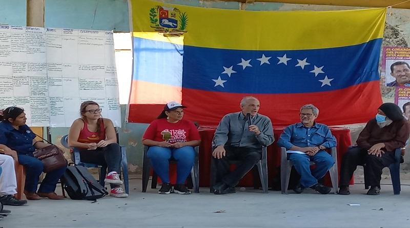 Comuna “Lanceros de la Victoria” presenta Mapa de Soluciones y ACA al Gobierno nacional