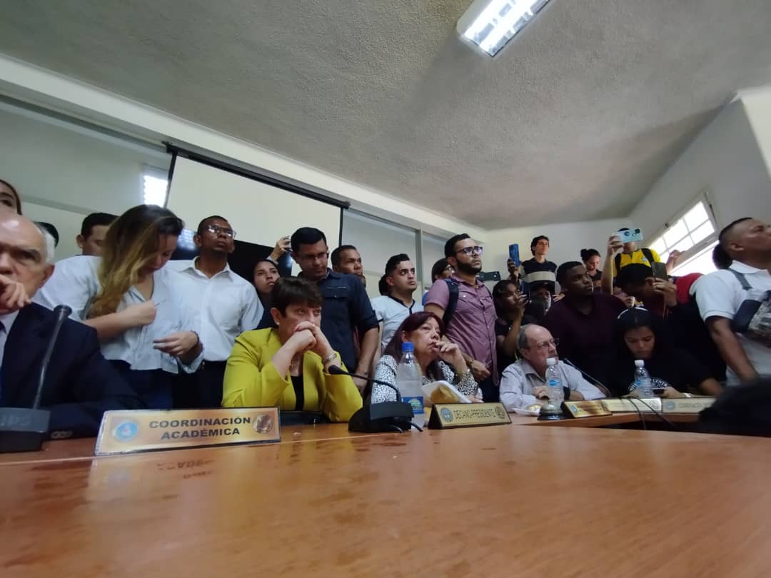 Suspenden elecciones en la UCV: Denuncian que autoridades y Comisión Electoral sabotearon el proceso