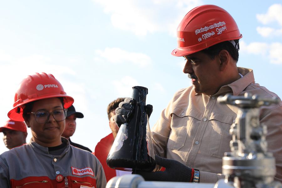 Presidente Maduro: Venezuela recuperará capacidad productiva de la industria petrolera