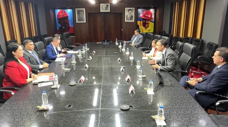 Venezuela y Chevron fortalecerán producción petrolera en el país