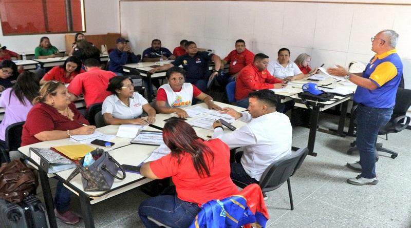 Realizan encuentro multidisciplinario para fortalecer el PAE