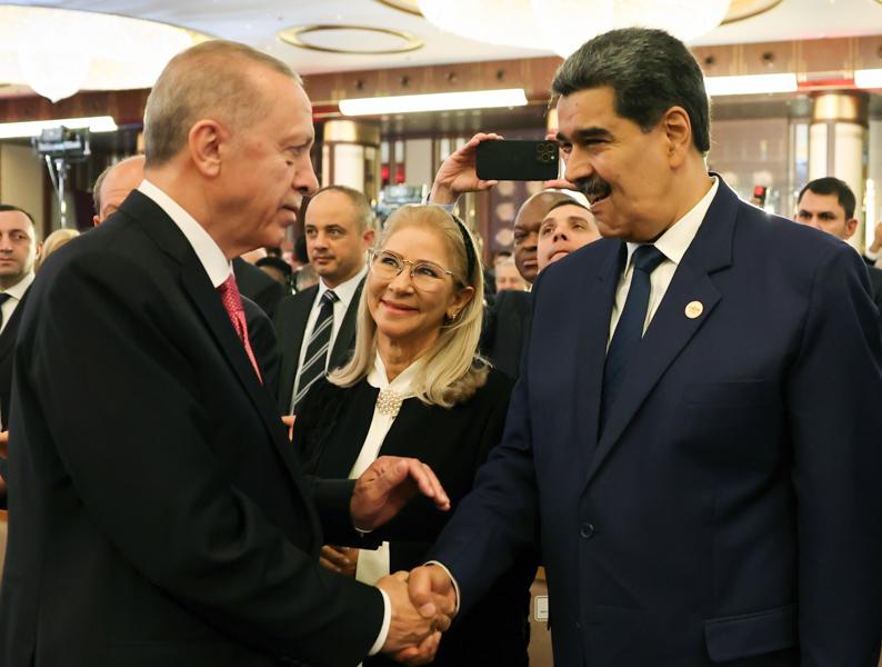 Presidente Maduro participa en encuentro de Jefes Estado a propósito de la investidura de Erdoğan