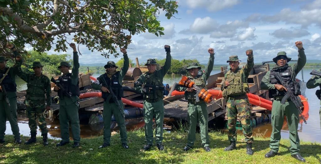 Fanb destruye otro campamento de ecocidio en Amazonas