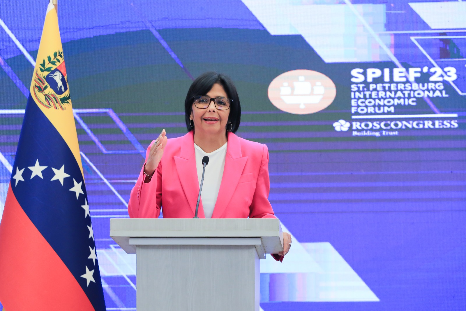 Vicepresidenta Delcy Rodríguez llama a avanzar en la desdolarización del comercio internacional