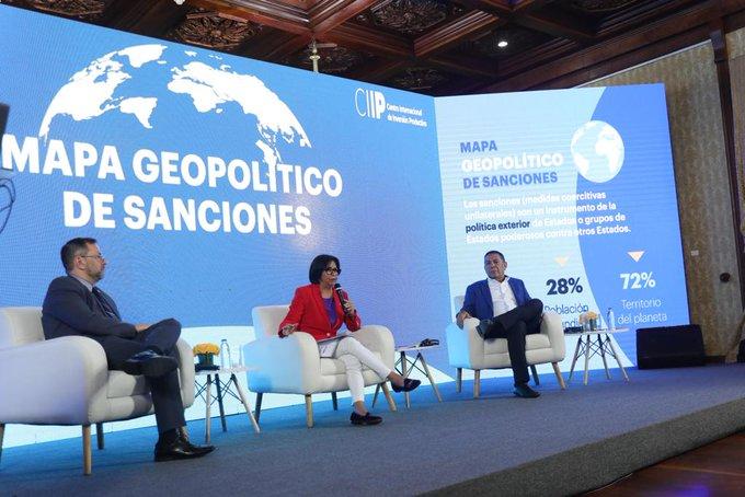 Vicepresidenta Delcy Rodríguez: Con las sanciones para Venezuela buscan apoderarse de nuestro petróleo