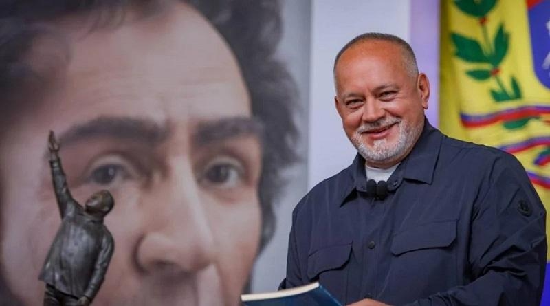 Diosdado Cabello exhorta a funcionarios públicos enfocar la atención al pueblo