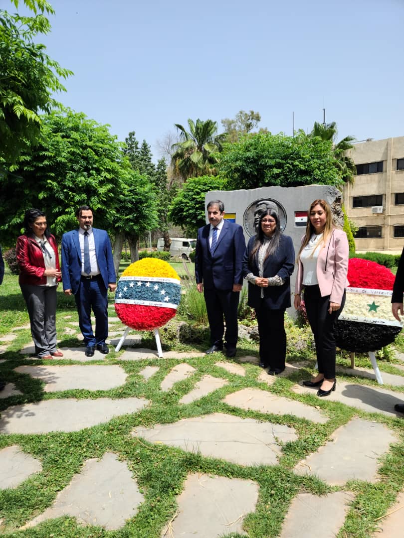 Rector de la Universidad de Damasco acuerda estrechar lazos e intercambios entre casas de estudio de Siria y Venezuela 
