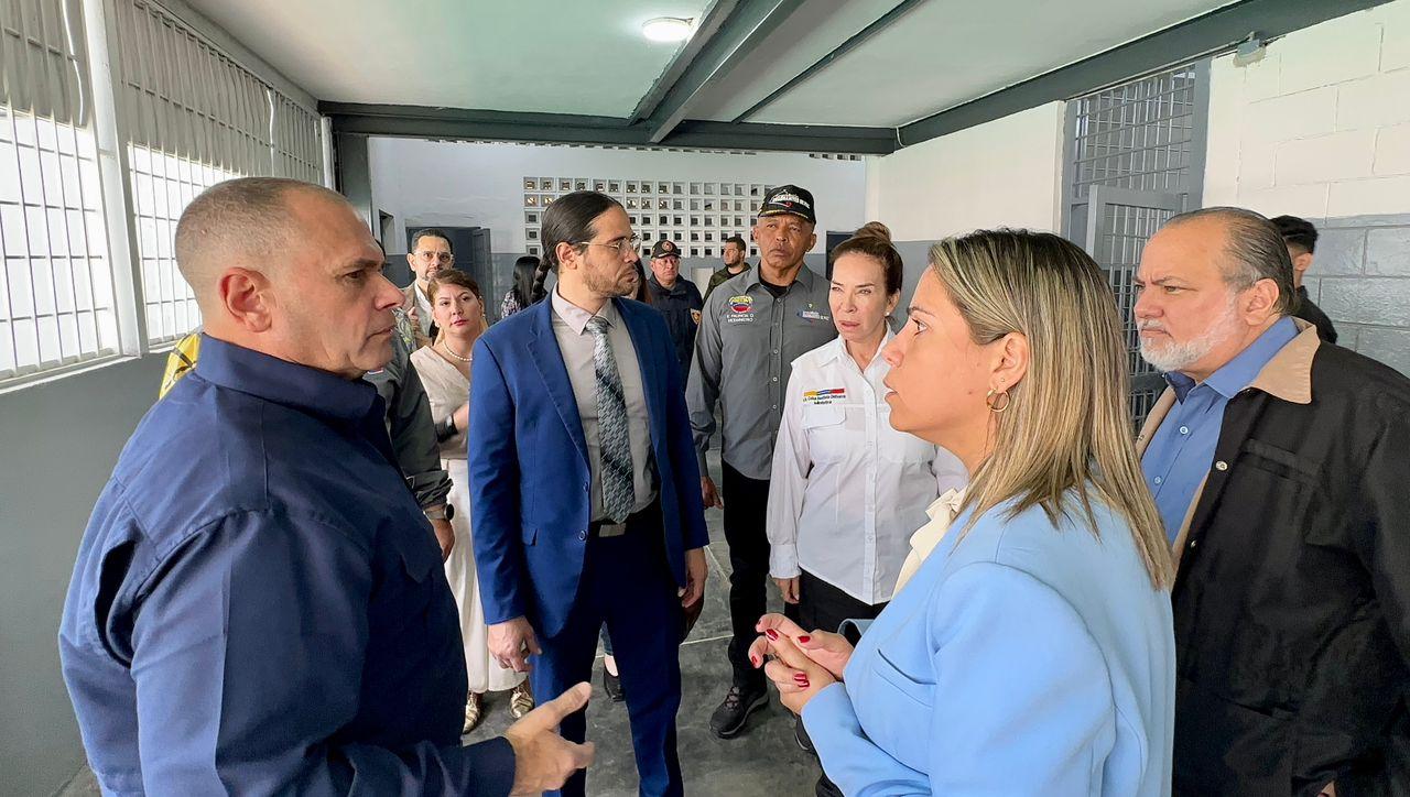 Inspeccionan instalaciones del Centro de Detención Policial Nelson Mandela en Caracas