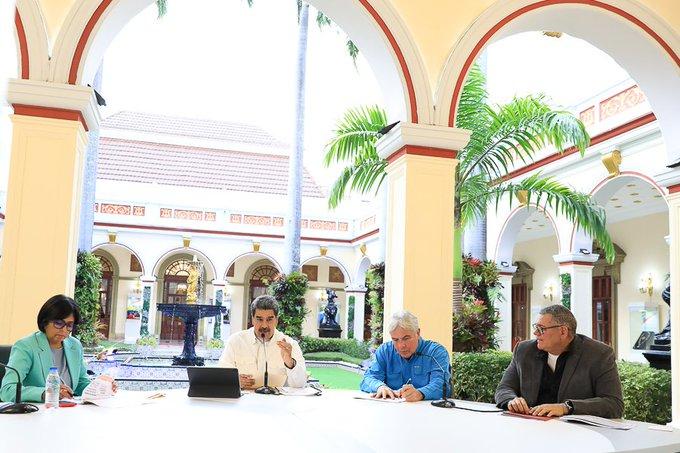 Ejecutivo nacional llama a impulsar de manera permanente capacidad productiva del país