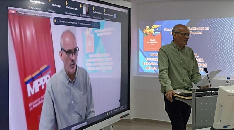 Siguen las jornadas de Formación Masiva en Planificación Popular en Venezuela