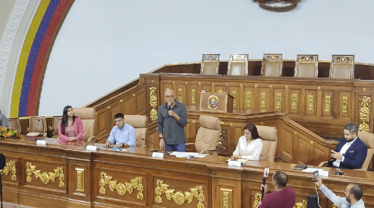 Instalan Red de Jóvenes Parlamentarios y Parlamentarias