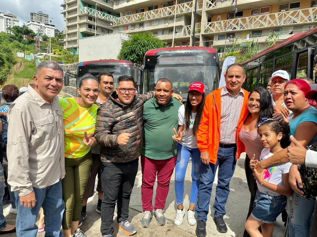 Más de tres mil habitantes del urbanismo Nelson Mandela beneficiados con ruta de MetroBús
