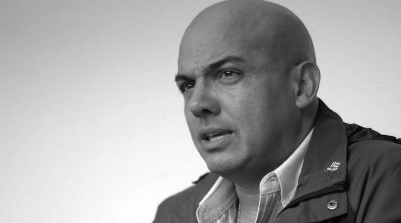 EEUU retiró cargos de narcotráficos contra el exgeneral y prófugo Cliver Alcalá