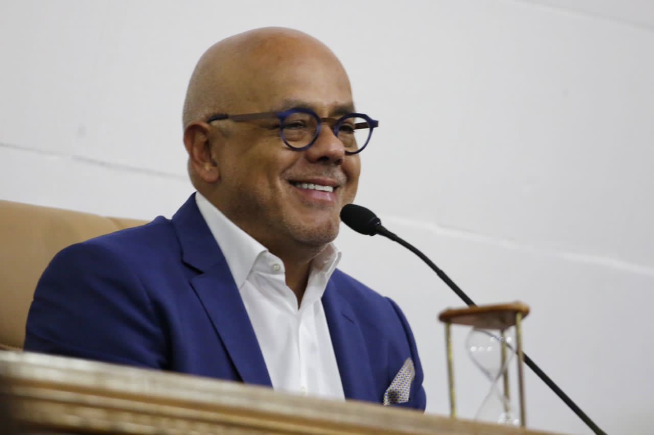 Diputado Jorge Rodríguez declara receso