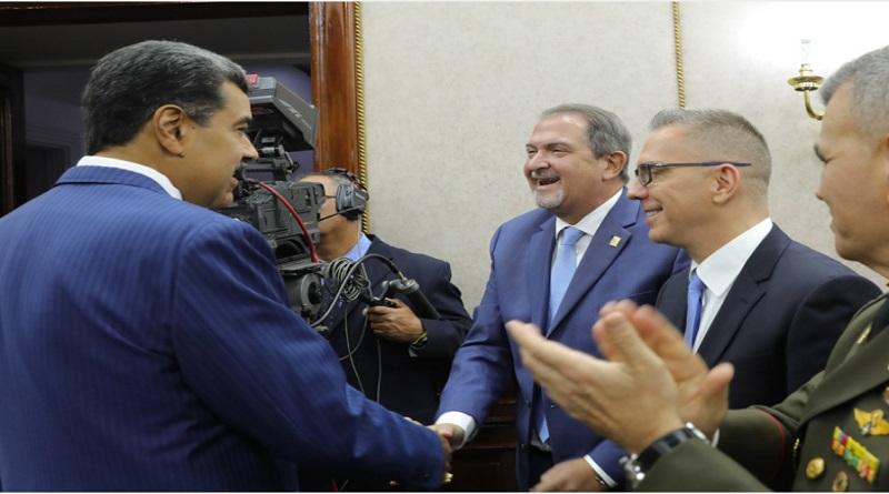 Alianzas con sector empresarial permitirá el desarrollo del nuevo modelo económico