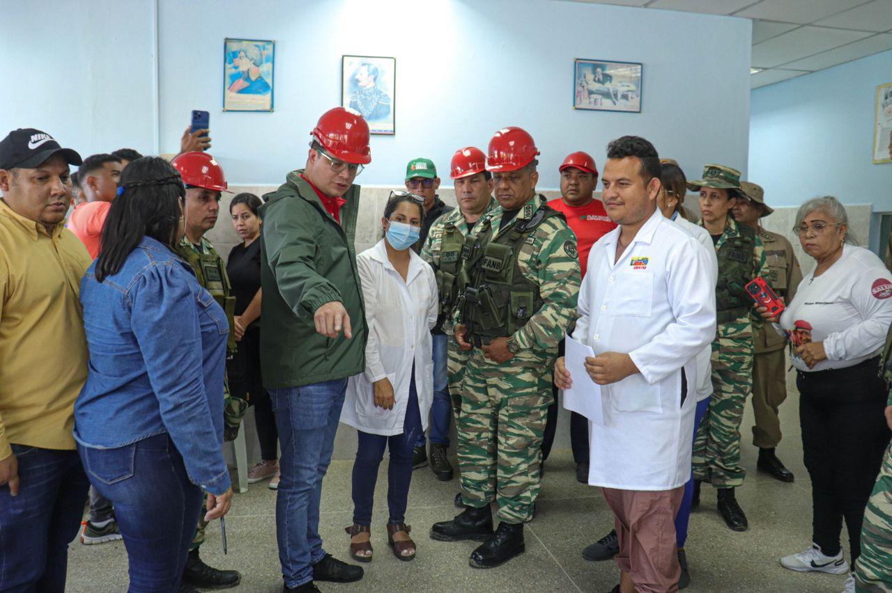 Alcalde de Valencia  y Bricomiles supervisaron los avances  de la rehabilitación del CDI de la comunidad El Socorro