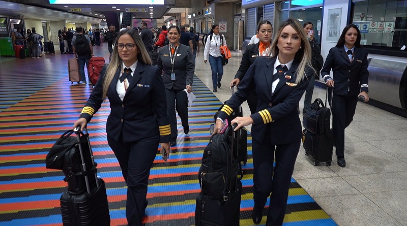 Conviasa vuelve a hacer historia con vuelo internacional tripulado solo por mujeres