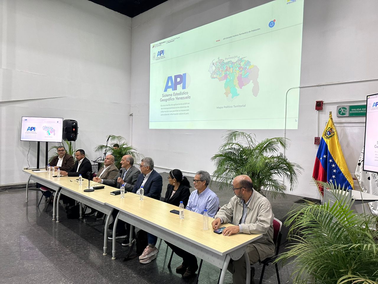 Gobierno Bolivariano lanza Diccionario de Comunidades