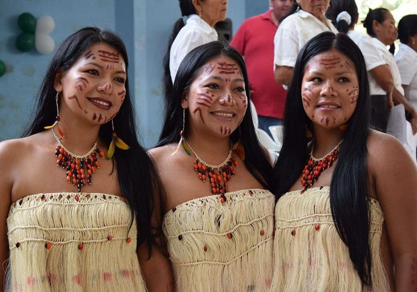 Mujeres indígenas de la Amazonia venezolana conmemoran su día con actos culturales