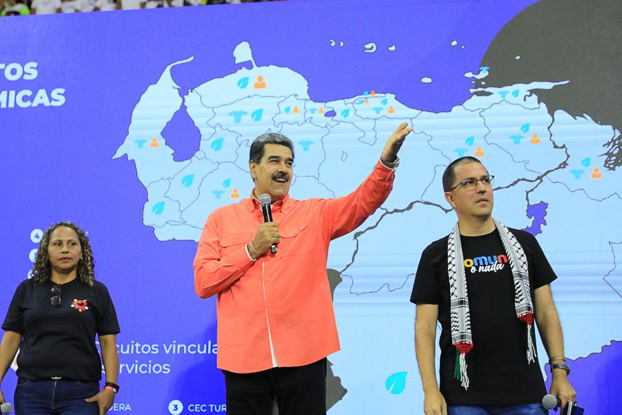 Construir el socialismo en lo territorial, insta el presidente Nicolás Maduro