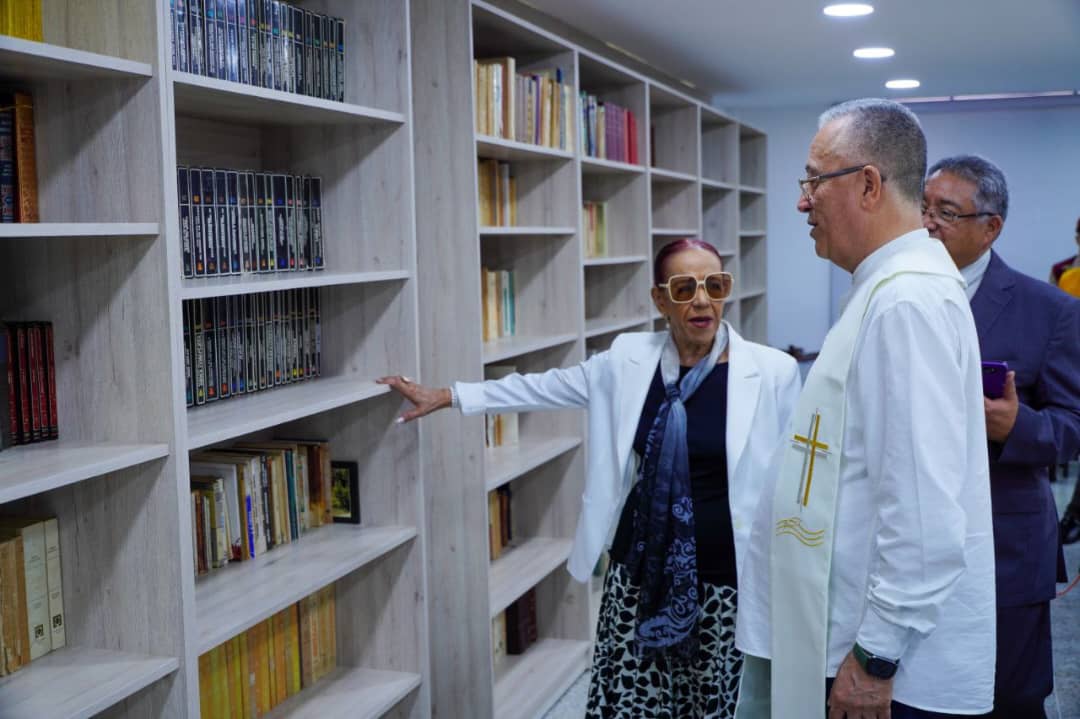 Cuidad Caribia inauguró Biblioteca profesor Manuel Rodríguez Cárdenas