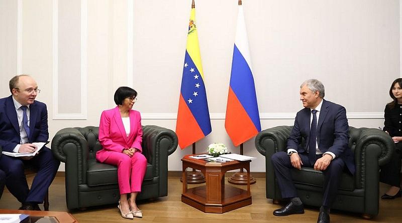 Vicepresidenta Rodríguez se reúne con presidente de la Duma para afianzar cooperación