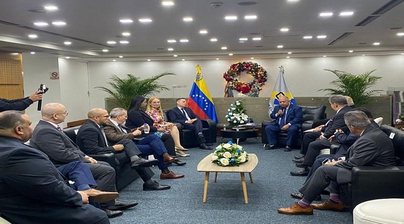 CNE sostiene encuentro con representantes de AD y Centro Carter
