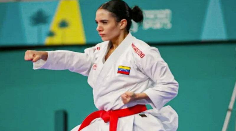 Andrea Armada logra medalla de bronce en karate