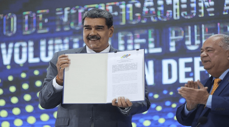 CNE notifica al jefe de Estado voluntad del pueblo en referendo consultivo