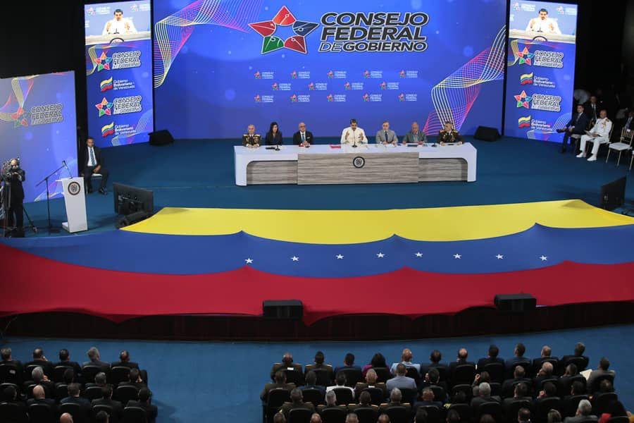 Will distribute new map of Venezuela with Guayana Esequiba in educational centers