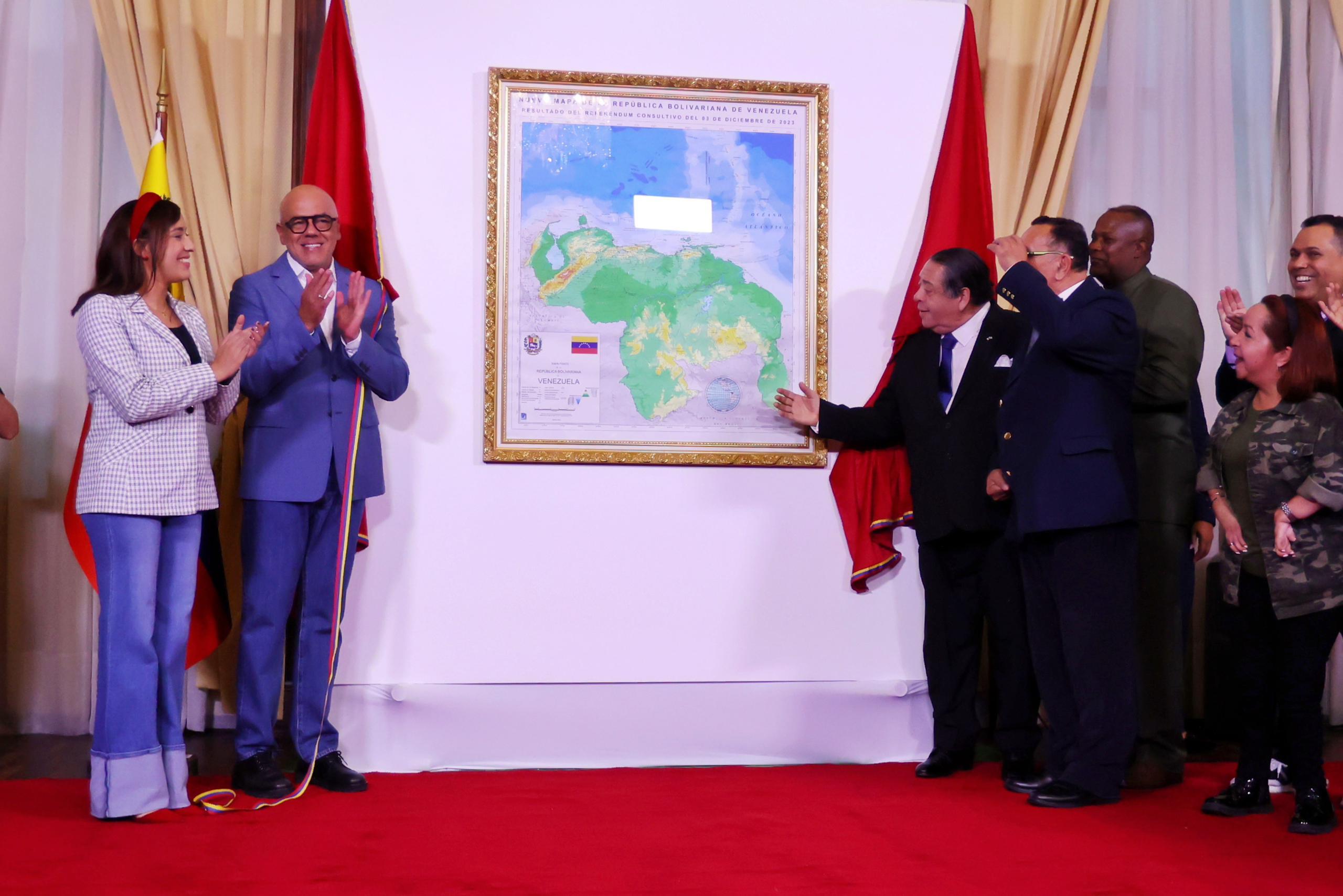 AN devela nuevo mapa de la República Bolivariana de Venezuela