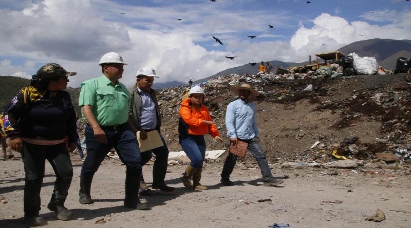Inspeccionan vertedero Lomas del Calvario en Mérida