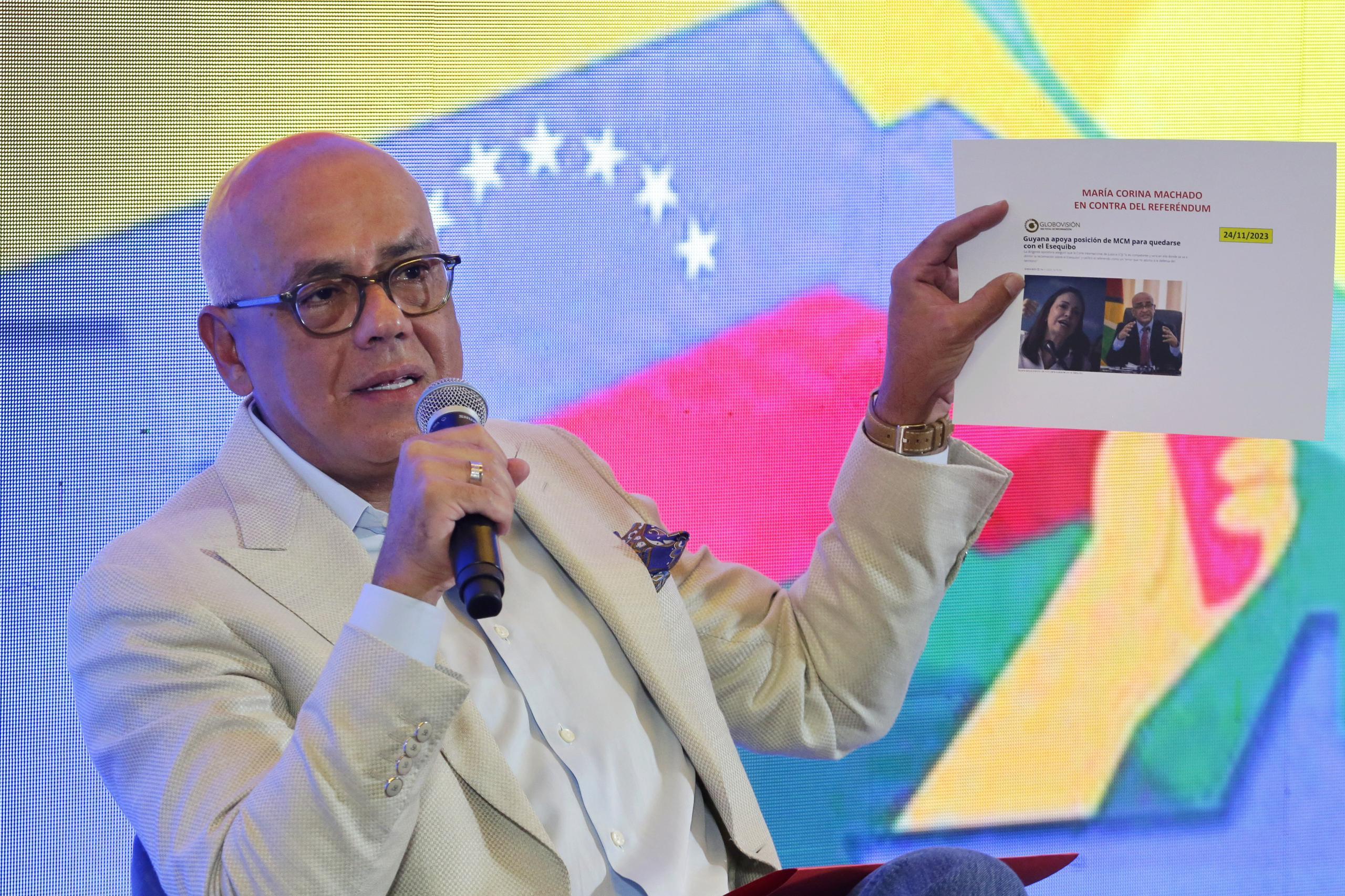 Jorge Rodríguez denuncia campaña para desconocer victoria del Sí en referendo consultivo