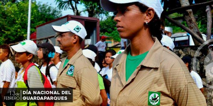 Jefe de Estado felicita a los guardaparques en su día
