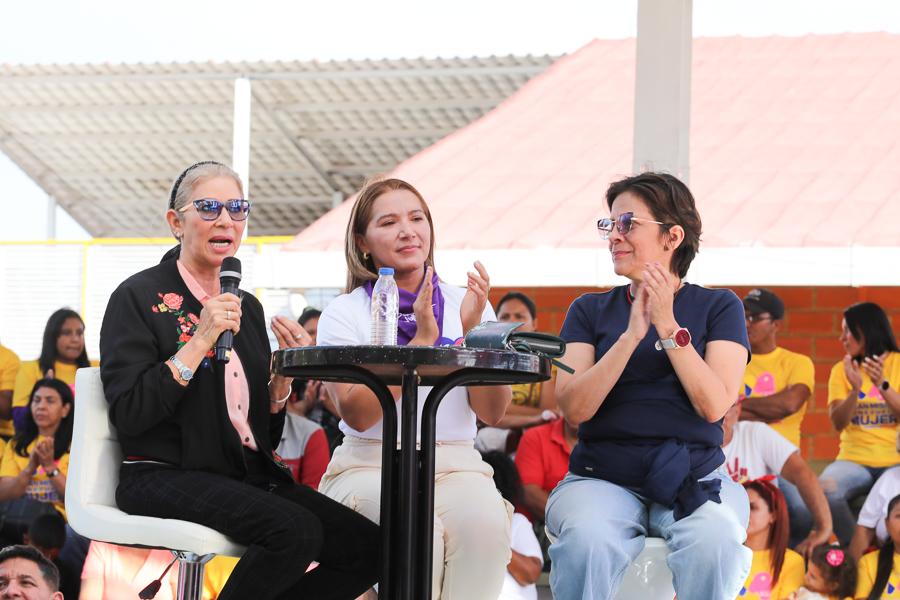 Cilia Flores: Con las mujeres al frente, la Revolución Bolivariana estará por ahora y para siempre