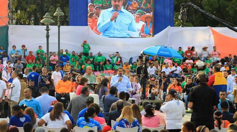 Presidente Maduro denuncia plan de violencia de la derecha para desestabilizar al país